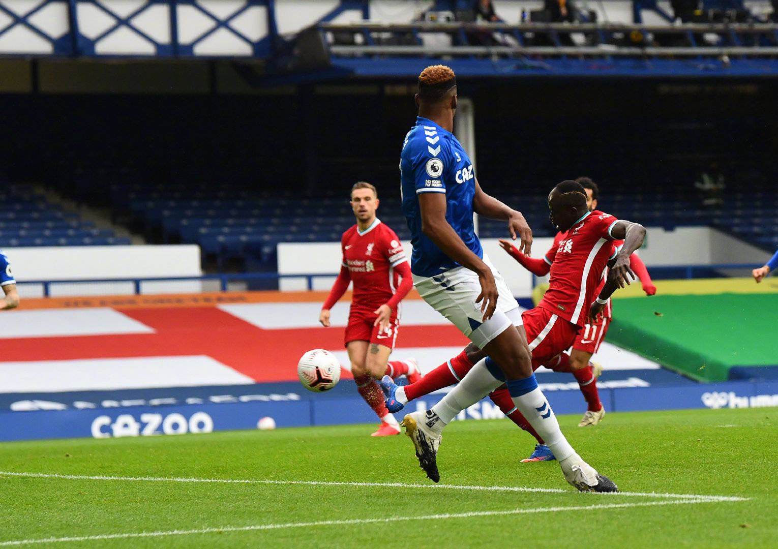 提供更多上 提供更多上